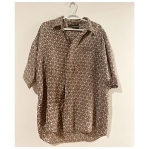 Vintage geometric print 100% silk short sleeve button down shirt